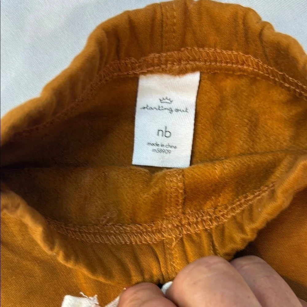 Starting Out brand, Adorable Cream and Brown Baby Set, size Newborn, BNWT